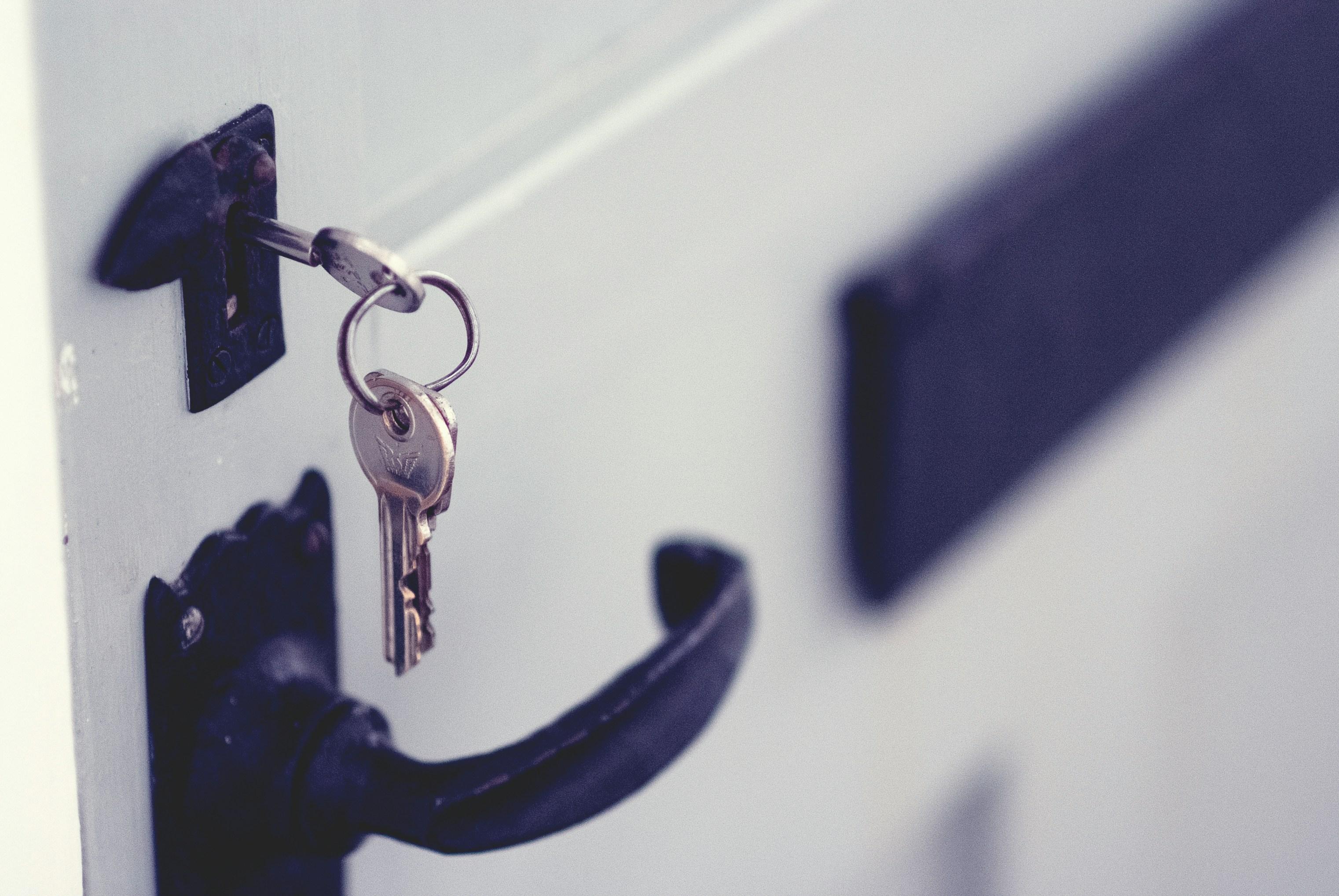 Essential Checklist for Property Advertisers: What Your Listing Must Have